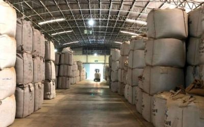 Falta de armazéns dá prejuízo ao produtor de grãos