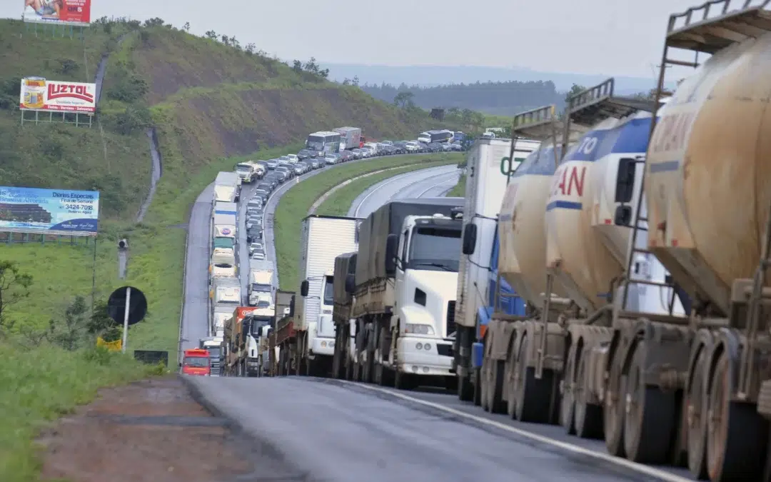 Bancada ruralista pede liberação das rodovias