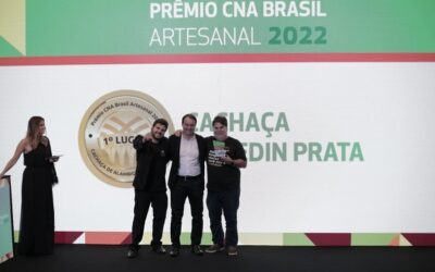 CNA entrega prêmio para as melhores cachaças de alambique do país