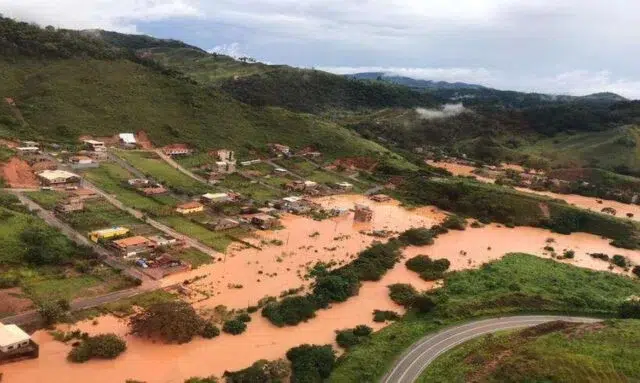 Acumulado de chuvas em Minas Gerais liga alerta sobre riscos