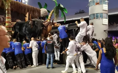 Carnaval: Todas as vezes em que o agro entrou na passarela do samba!